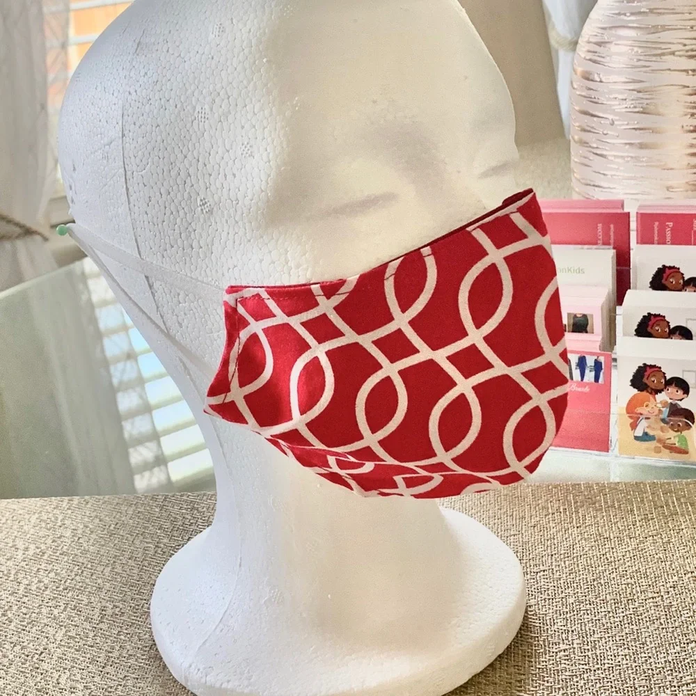 Red Geometric Women's Face Mask - Unbranded